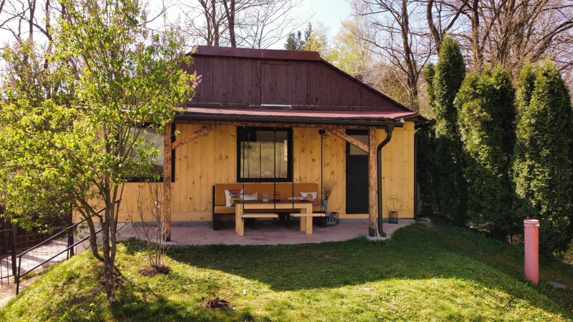 Апартаменти Sole Tiny House Sipovo Екстер'єр фото